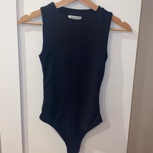 Aritzia babaton bodysuit
